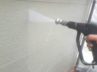 外壁の高圧水洗浄